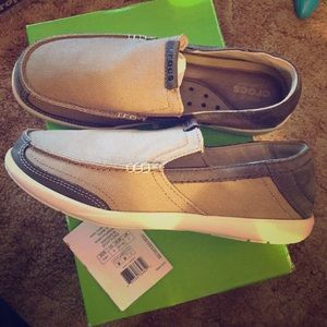 Crocs walk luxe canvas loafer khaki size 8 men’s